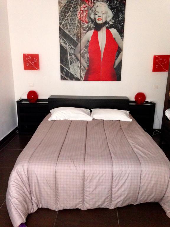 Hotel Les Arbousiers Calvi  Bilik gambar